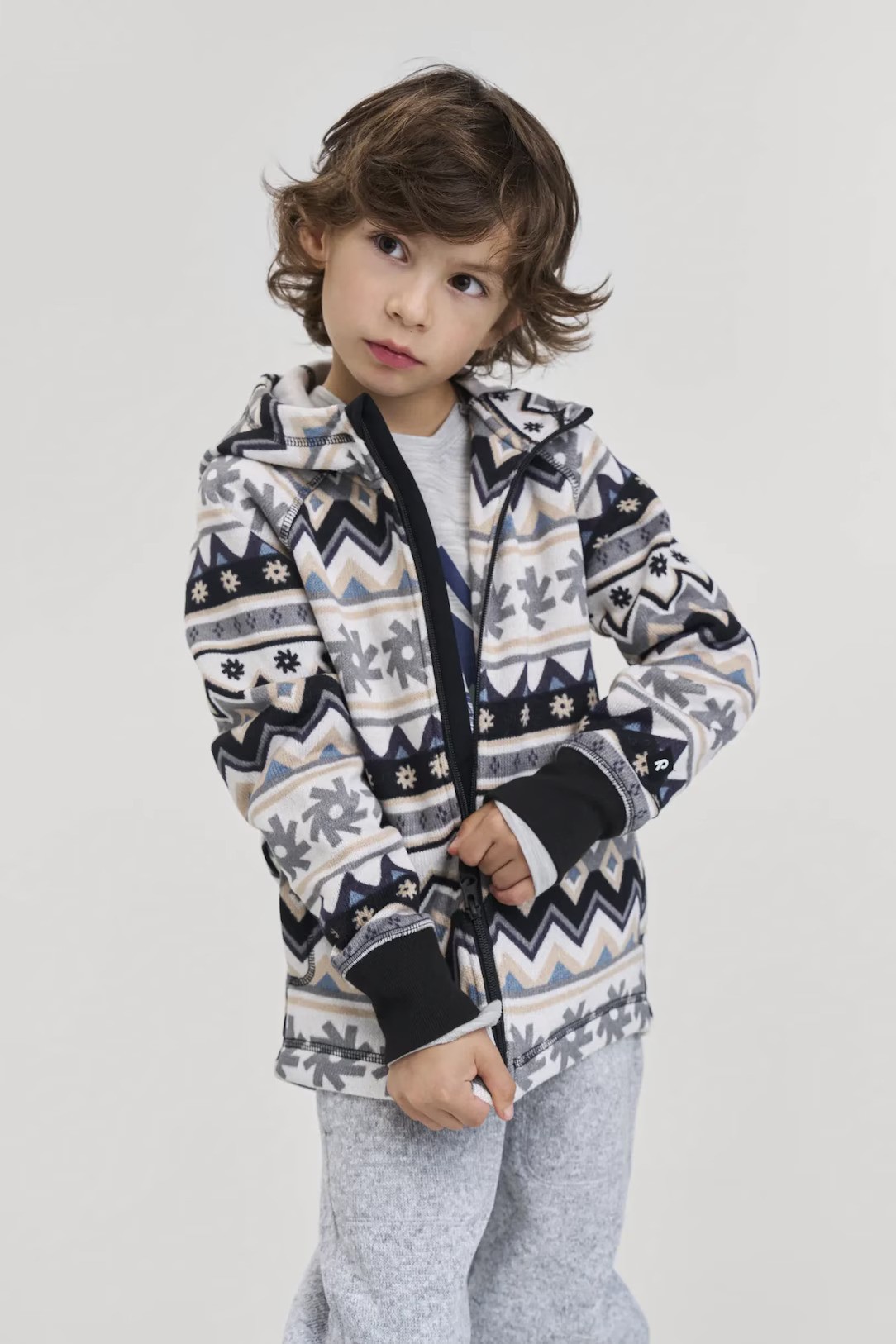 AW25-BLK07R-99X_F0-ezgif.com-avif-to-jpg-converter